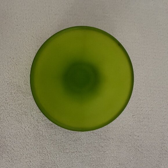 Westmoreland Vintage Green Goblet With Hand-Painted White & Yellow Floral Design - Picture 4 of 5